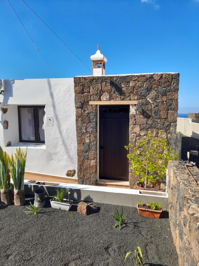 Apartamento Con Terraza Y Jardin Las Brenas Exterior photo