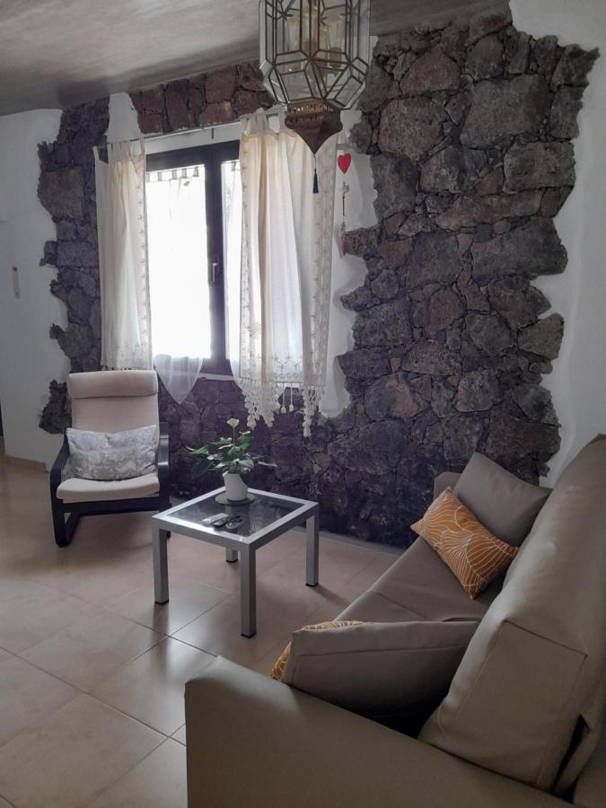 Apartamento Con Terraza Y Jardin Las Brenas Exterior photo